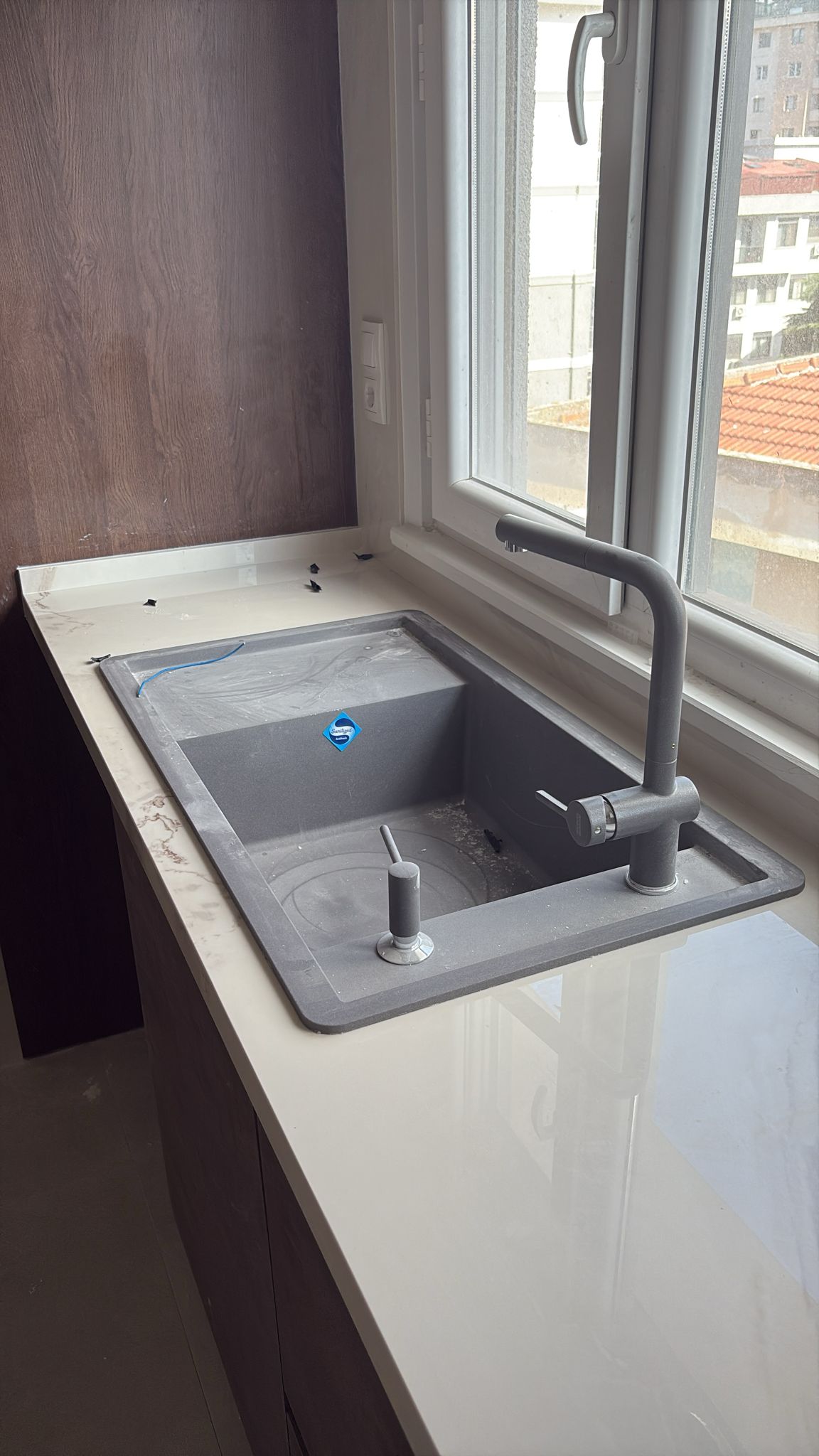 Beyaz porselen mutfak dönüşümü