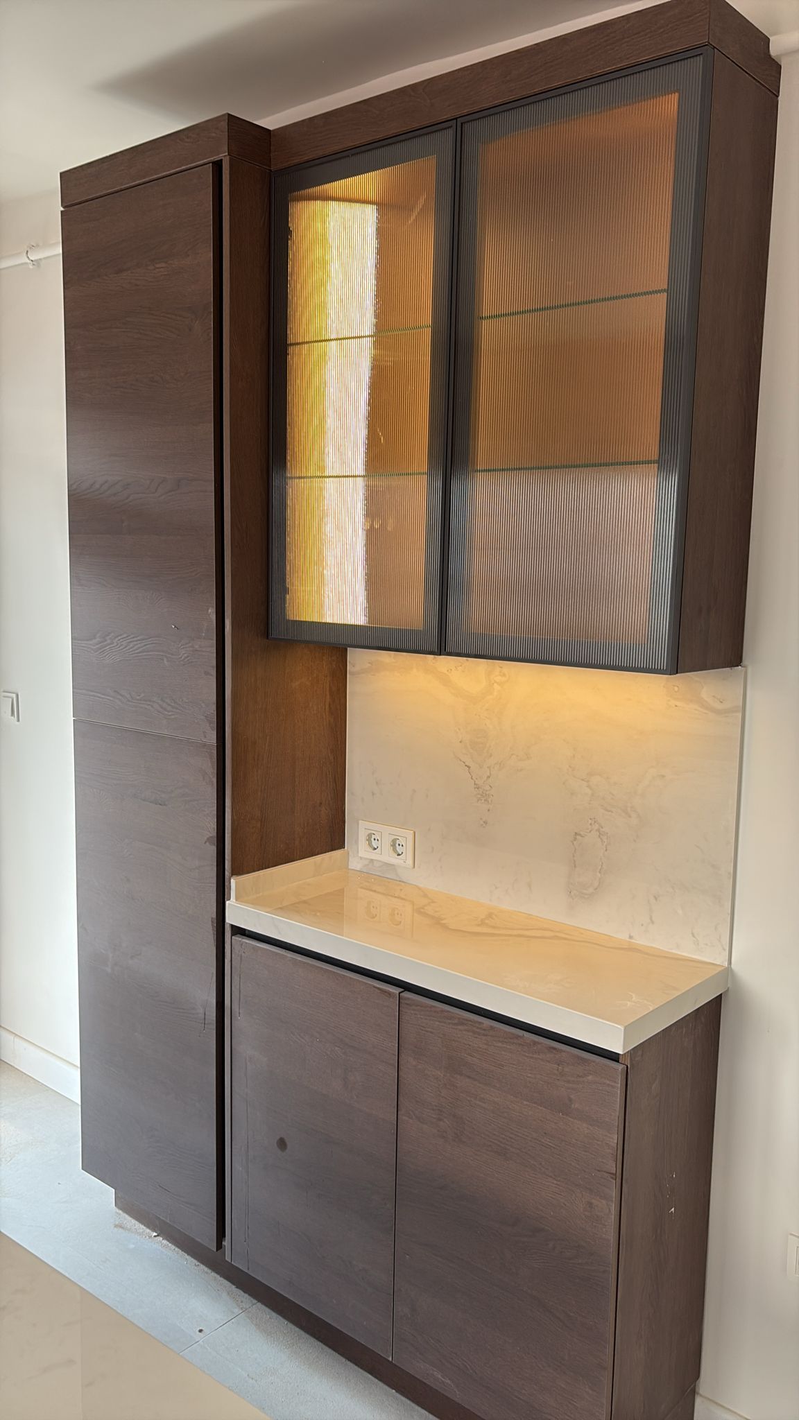 Beyaz porselen mutfak dönüşümü